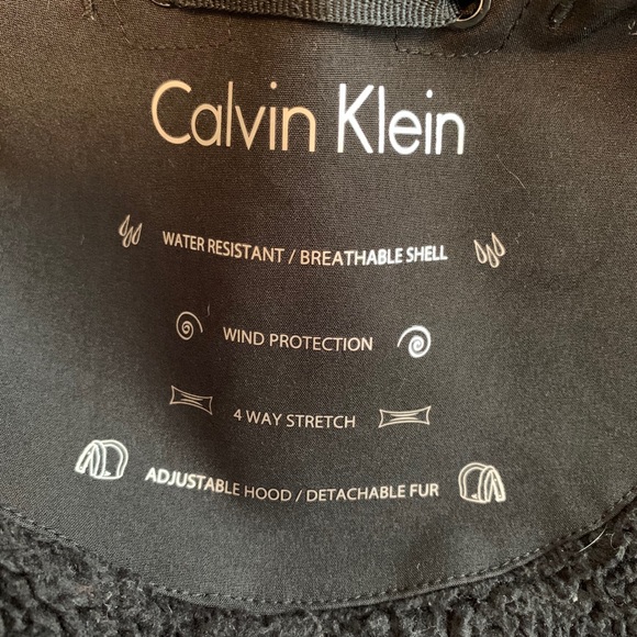 Calvin Klein waterproof Jacket - Picture 6 of 7